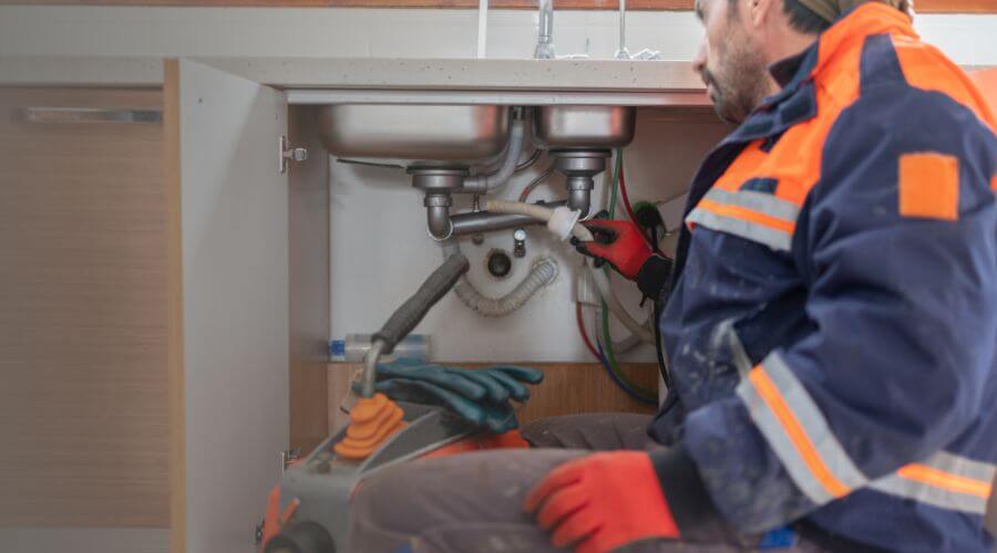 Professional slab leak plumber services in Bellflower, CA